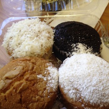 Harriette's Restaurant - The Best Muffins (Packed ToGo), Key Lime, Key Lime Coconut, Double Choc Chip & Pineapple Upside down. - Breakfast & Brunch Near Me - Key Largo, Florida