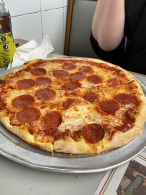 Gino's Pizzeria by null