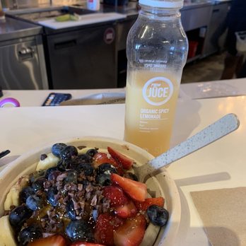 Raw Jūce - PGA - Açaí cacao bowl & Spicy lemonade. - Juice Bars & Smoothies Near Me - Palm Beach Gardens, Florida Raw Jūce - PGA - Açaí cacao bowl & Spicy lemonade. - Juice Bars & Smoothies Near Me - Palm Beach Gardens, Florida