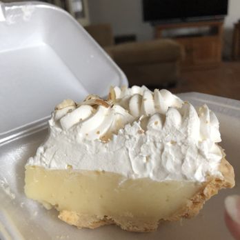 Riverside Diner - Banana cream pie - Breakfast & Brunch Near Me - St Louis, Missouri Riverside Diner - Banana cream pie - Breakfast & Brunch Near Me - St Louis, Missouri