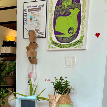Avenue Coffeehouse - Interior - Coffee & Tea Near Me