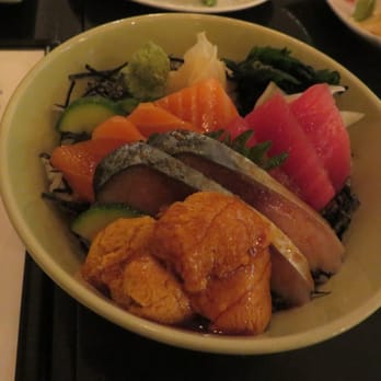 Murakami - Make Your Own Chirashi Bowl (tuna, salmon, mackerel, uni with garlic-soy sauce - $13 + extra $5 for uni) - Japanese Near Me - Los Angeles, California