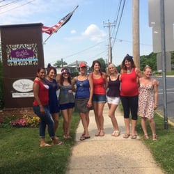 EveLeila Salon & Spa - Salon girls!