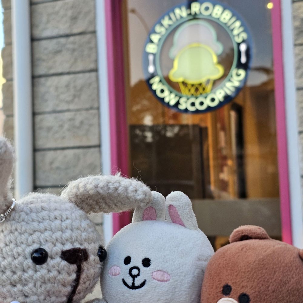 Baskin-Robbins - Now scooping!!! - Ice Cream & Frozen Yogurt Near Me - Honolulu, Hawaii