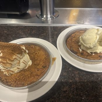 BJ's Restaurant & Brewhouse - Pizza Near Me - Irvine, California BJ's Restaurant & Brewhouse - Pizza Near Me - Irvine, California