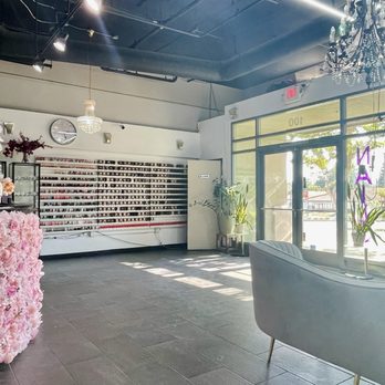 Chic Nails & Spa - Inside - Nail Salons Near Me - San Dimas, California