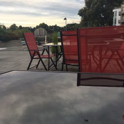 Pappadums Restaurant - Calm, quiet evening on the patio.  Jets do fly overhead with regularity, though.