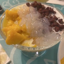 A6 Coconut Mango Juice w. Red Bean & Lychee Jelly A6 Coconut Mango Juice w. Red Bean & Lychee Jelly