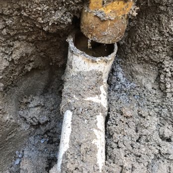 Raytek Leak Detection - Pipe glue failed on this suction pipe connected to the bottom of this swimming pool skimmer. - Plumbing Near Me - Bakersfield, California Raytek Leak Detection - Pipe glue failed on this suction pipe connected to the bottom of this swimming pool skimmer. - Plumbing Near Me - Bakersfield, California