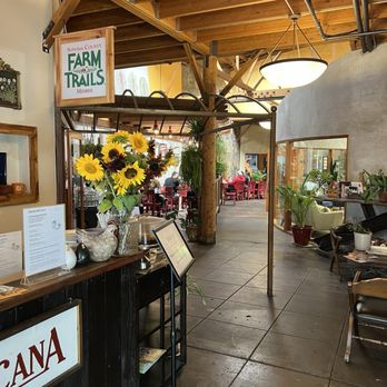 Americana - Inside - American Near Me - Santa Rosa, California