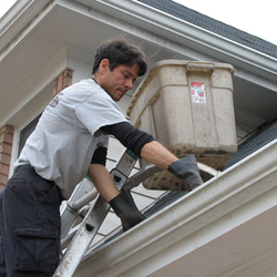 Henderson's Gutter Cleaning Service