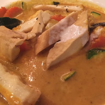 Araya's Place - Yellow tofu curry - Thai Near Me - Seattle, Washington Araya's Place - Yellow tofu curry - Thai Near Me - Seattle, Washington