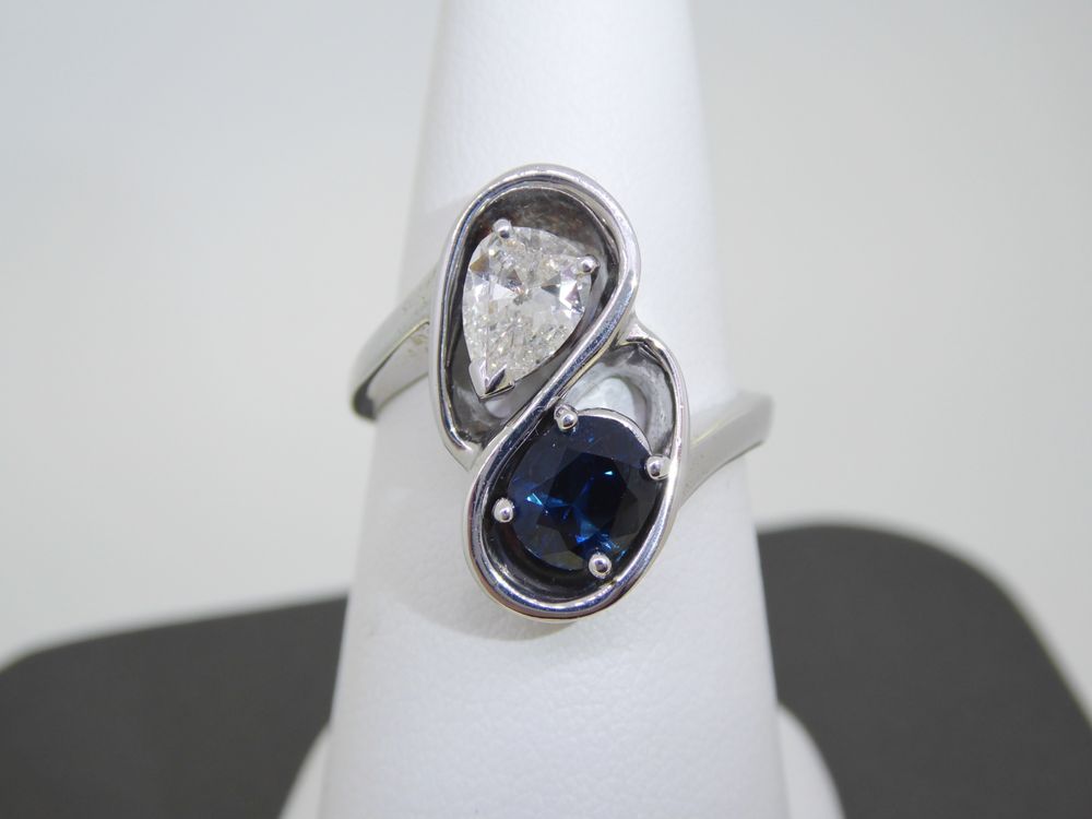 LIZZY’S JEWELRY & LOAN Updated September 2024 20 Photos 3323