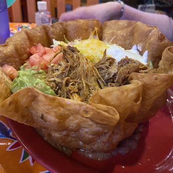 Casa Margarita - Taco salad with chicken - Mexican Near Me - La Grange, Illinois Casa Margarita - Taco salad with chicken - Mexican Near Me - La Grange, Illinois