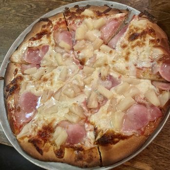 Joe's Cafe & Spaghetti House - Hawaiian Pizza - Pizza Near Me - Northampton, Massachusetts Joe's Cafe & Spaghetti House - Hawaiian Pizza - Pizza Near Me - Northampton, Massachusetts