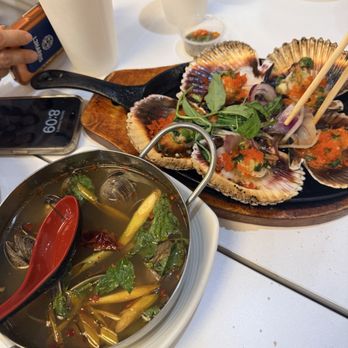 Pink10 - Nghêu hấp thái & sò điệp nướng - Vietnamese Near Me - Westminster, California