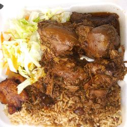 Donna’s Caribbean Restaurant - Brown stew chicken