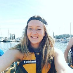 Friday Harbor Kayaks - Family Day of Kayaking! All Smiles!