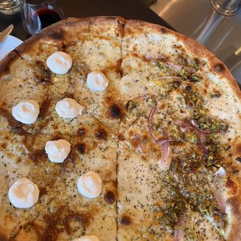 Bicycle Thief - Brooklyn (left) and Phoenix (right) - Pizza Near Me - Grass Valley, California