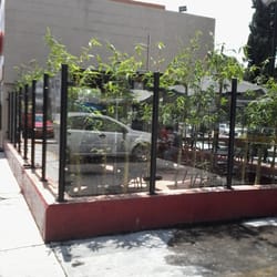 Vips - Terraza chiquita pero coqueta...