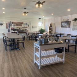 Table Rock Trading & Coffee - Inside