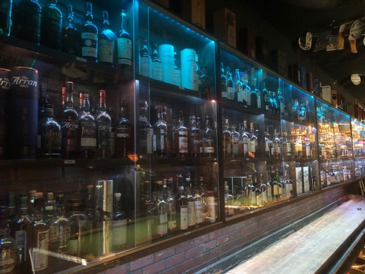 The Daily Pint 112 Photos 481 Reviews Sports Bars 2310 Pico Blvd Santa Monica Ca Phone Number Yelp