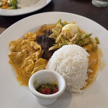 RENDANG & CO - Indonesian Bistro - My combo - make yours with YOUR preferences - Indonesian Near Me - Tulsa, Oklahoma RENDANG & CO - Indonesian Bistro - My combo - make yours with YOUR preferences - Indonesian Near Me - Tulsa, Oklahoma