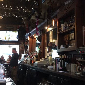 Tune Inn - Photo of the bar. - Dive Bars Near Me - Washington, DC, District of Columbia