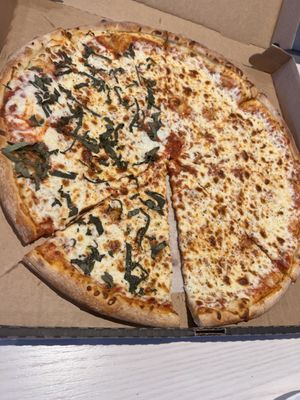 Harbor East Delicatessen & Pizzeria by null