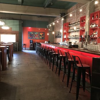Bar 35 - Bars Near Me - Honolulu, Hawaii