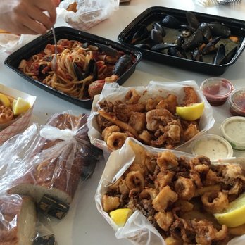 Barbara's Fishtrap - Def get the Mini Fishtrap Tempura! Seafood spaghetti and mussels also respectable. - Seafood Near Me - Half Moon Bay, California Barbara's Fishtrap - Def get the Mini Fishtrap Tempura! Seafood spaghetti and mussels also respectable. - Seafood Near Me - Half Moon Bay, California