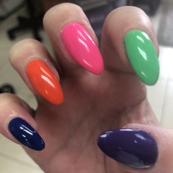 Anna's Nails - Anna loves color and is great at making sure if you want color ,they work together! - Nail Salons Near Me - Saratoga, California