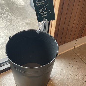 Starbucks - Coffee & Tea Near Me - Waterbury, Connecticut Starbucks - Coffee & Tea Near Me - Waterbury, Connecticut