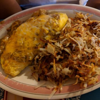 Cope's Knotty Pine Cafe - His Chili Verde omelette - Breakfast & Brunch Near Me - Bakersfield, California