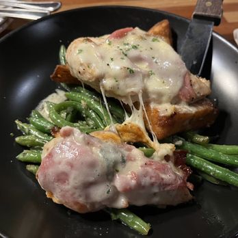 Capone’s Speakeasy & Restaurant - Chicken saltimbocca - Pizza Near Me - Muskegon, Michigan Capone’s Speakeasy & Restaurant - Chicken saltimbocca - Pizza Near Me - Muskegon, Michigan