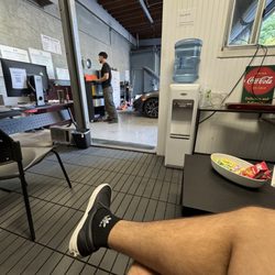 Midtown Smog - Lemar , lobby with snacks & water