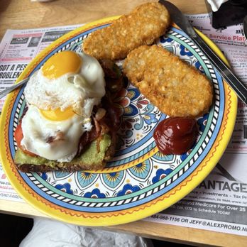 G Lodge Cafe - Breakfast & Brunch Near Me - Phoenixville, Pennsylvania