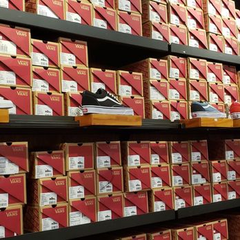 Vans Outlet - Shoe Stores Near Me - Sunrise, Florida Vans Outlet - Shoe Stores Near Me - Sunrise, Florida