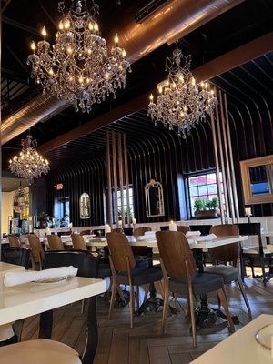 Ruggles Black by null