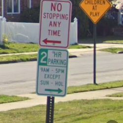 South Nassau Hospital - And location and picture of street parking sign