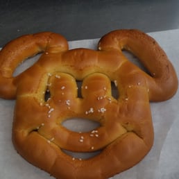 Mmmmm, fresh hot salted goodness