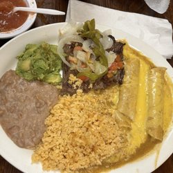 Platillo's Mexican Restaurant - Tapaquenia