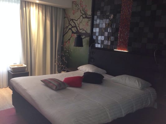 M Hotel - Different Hotels by null