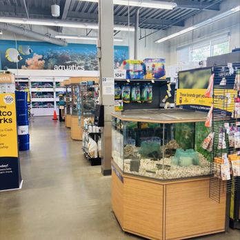 Petco - Pet Training Near Me - Hingham, Massachusetts Petco - Pet Training Near Me - Hingham, Massachusetts