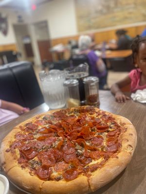 Roma's Pizzeria by null