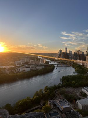 Natiivo Austin by null