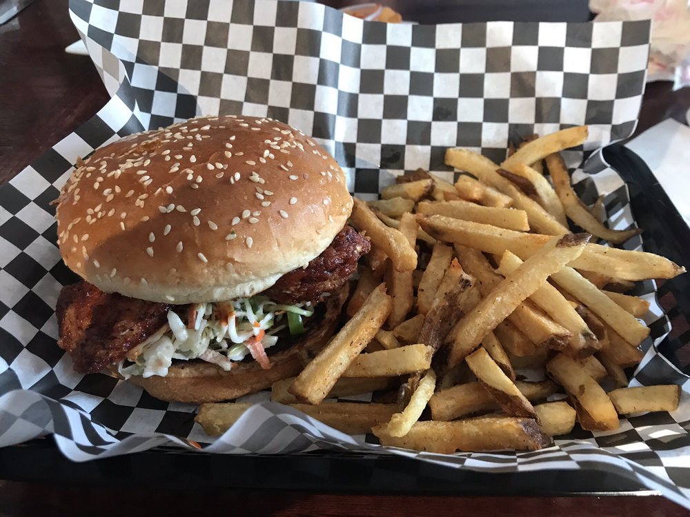 Coach’s Bar & Grill, Chicago Roadtrippers