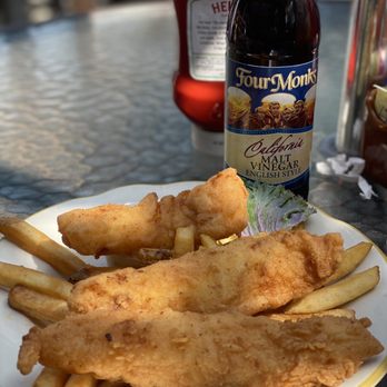 Brad's Restaurant - 3 piece fish and chips. - Seafood Near Me - Pismo Beach, California
