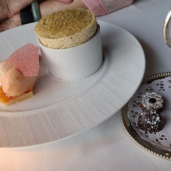 The River Café - Pistachio Souffle - New American Near Me - Brooklyn, New York The River Café - Pistachio Souffle - New American Near Me - Brooklyn, New York