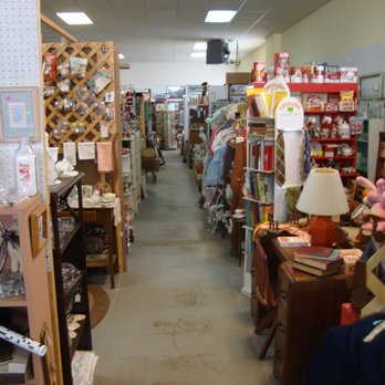 Antiques 101 - Looking towards the back from the far right (north) aisle. - Antiques Near Me - Rogers, Minnesota Antiques 101 - Looking towards the back from the far right (north) aisle. - Antiques Near Me - Rogers, Minnesota